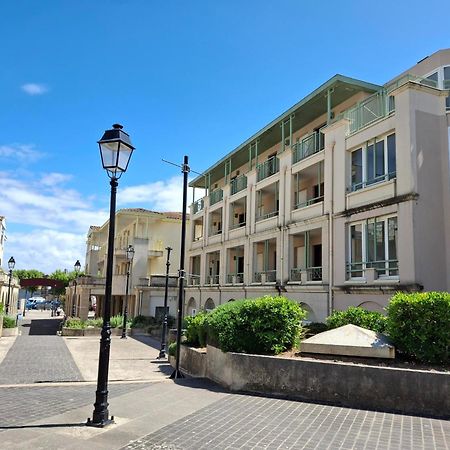 Appartement Avec Piscine, Tennis & Balcon, Centre-Ville Chatelaillon-Plage, 6 Pers, 2 Ch - Fr-1-706-17 外观 照片