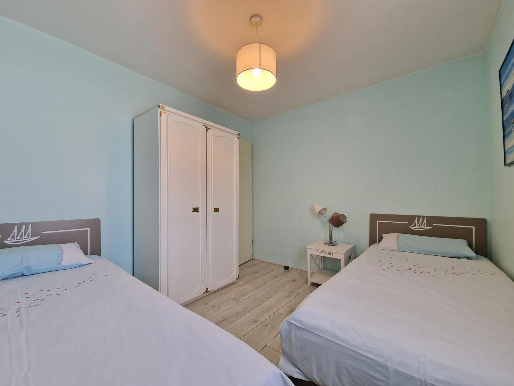 Appartement Avec Piscine, Tennis & Balcon, Centre-Ville Chatelaillon-Plage, 6 Pers, 2 Ch - Fr-1-706-17 外观 照片